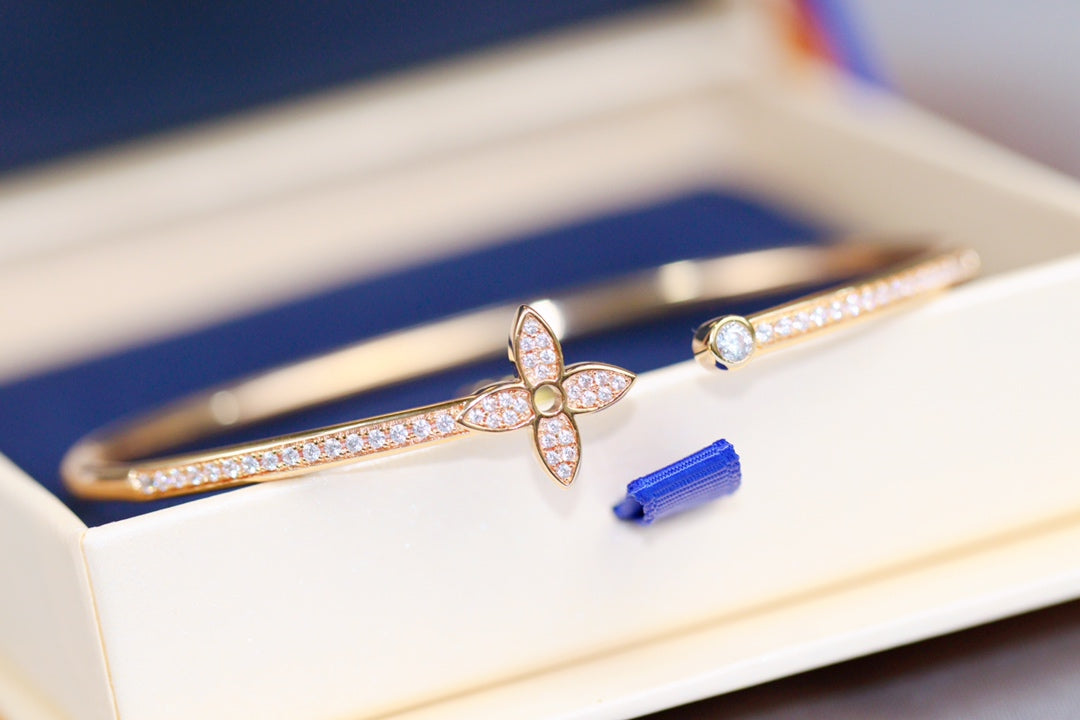 [Rose Tomorrow]IDYLLE PINK GOLD OPEN BRACELET DIAMOND PAVED