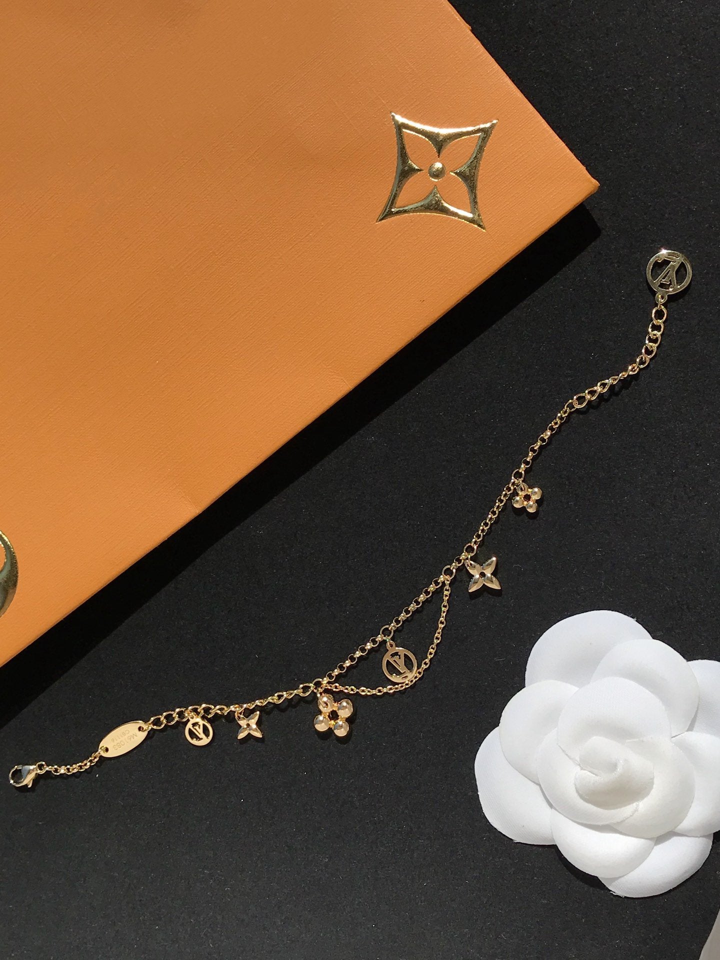 [Rose Tomorrow]BLOOMING PINK GOLD MOP BRACELET