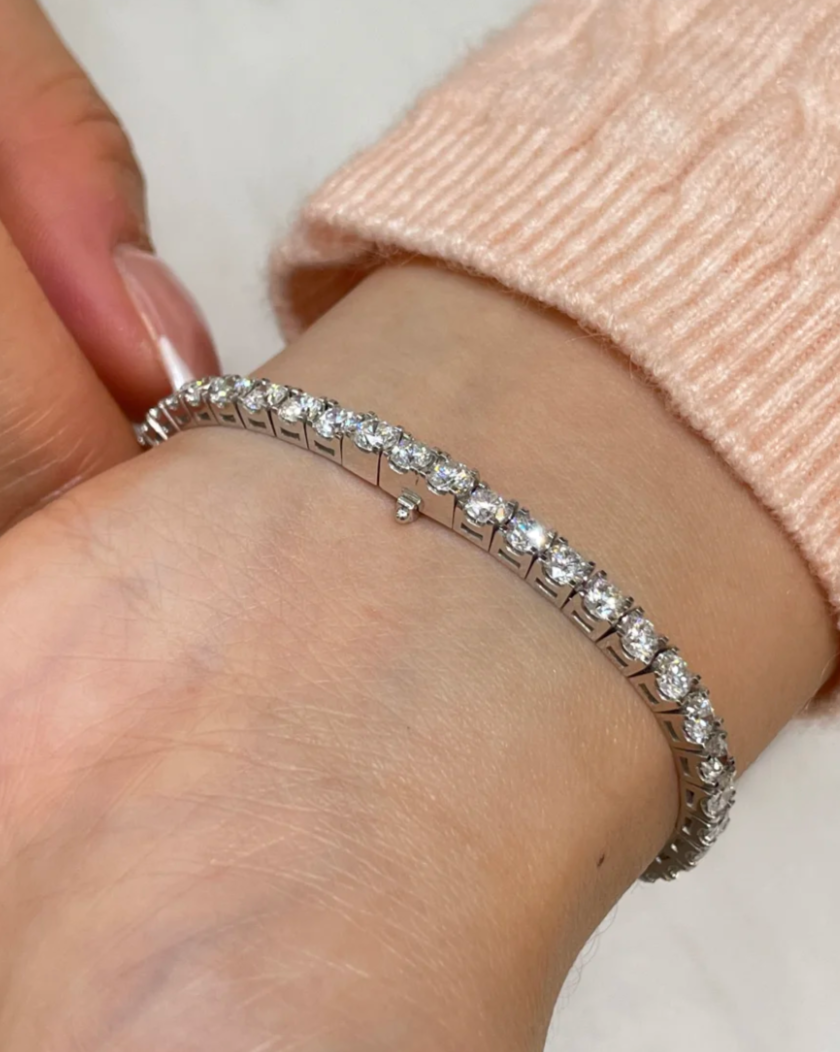 [Rose Tomorrow]  CLASSIC BASEBALL BRACELAT, 52 DIAMOND
