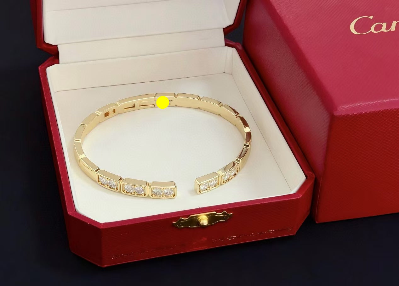 [Rose Tomorrow jewelrys]LOVE DIAMOND OPEN  BRACELET