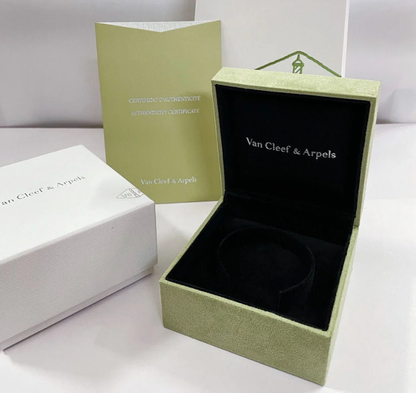 [Rose Tomorrow]CLOVER 15MM LASER NECKLACE AND BOX